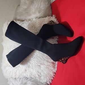 COSY ISLAND Black Knee-High Wedge Boot